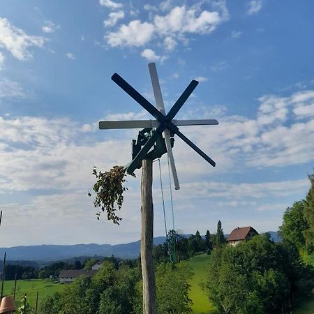 Апартаменти Kellerstoeckl Maierjoergl Sankt Martin im Sulmtal Екстер'єр фото